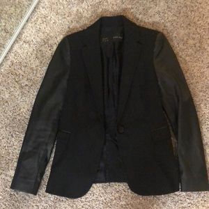 Black Zara blazer